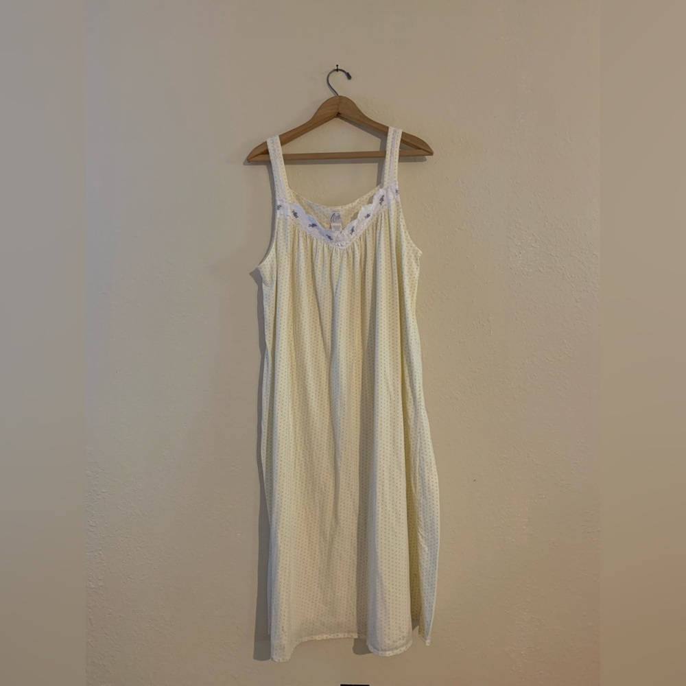 Aria Buttery Yellow Nightgown